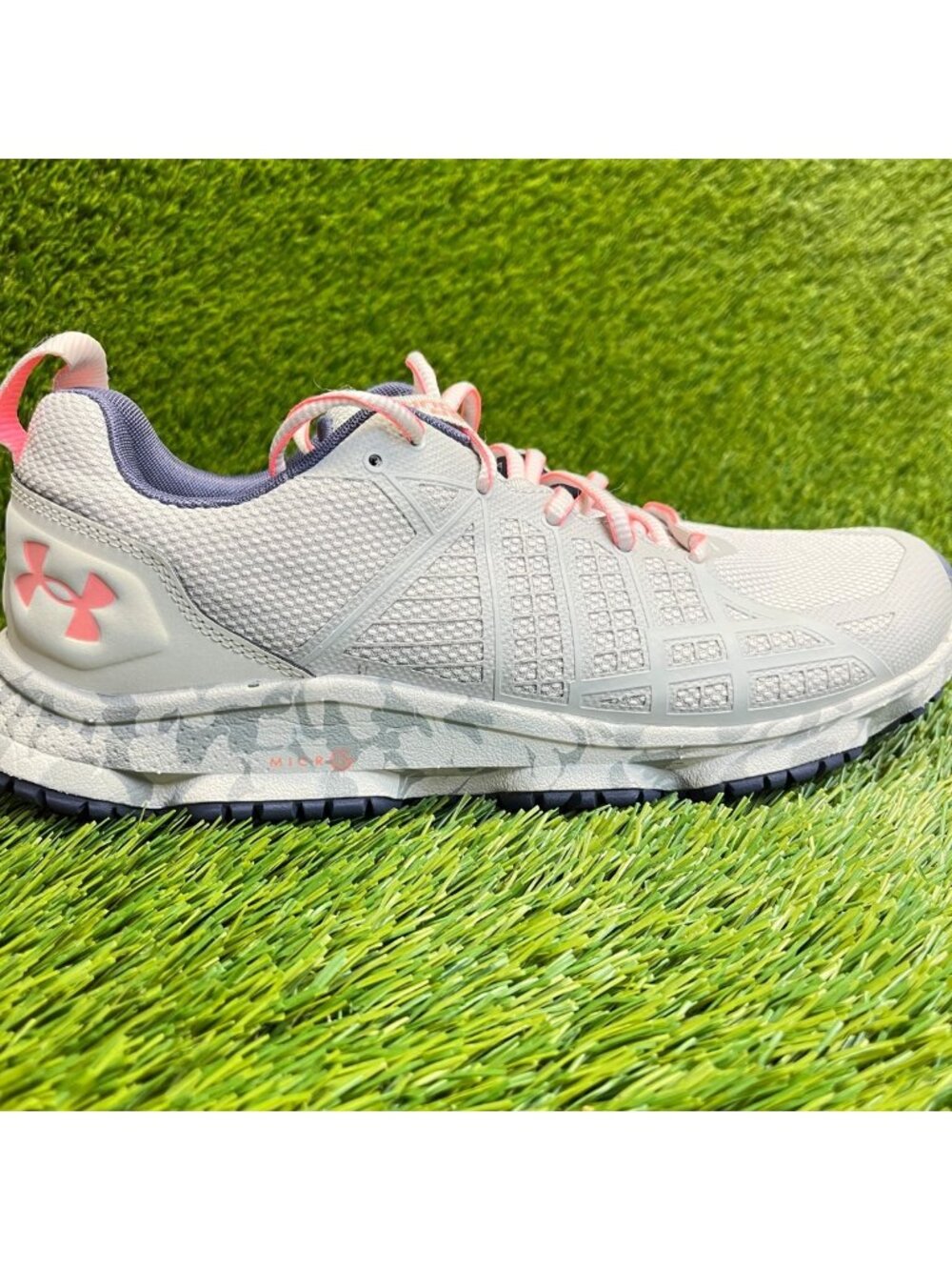 Under Armour Micro G Strikefast Womens Size 10 Gray Pink Running Shoes Sneakers